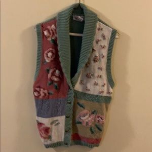 Gina peters sweater vest in large
